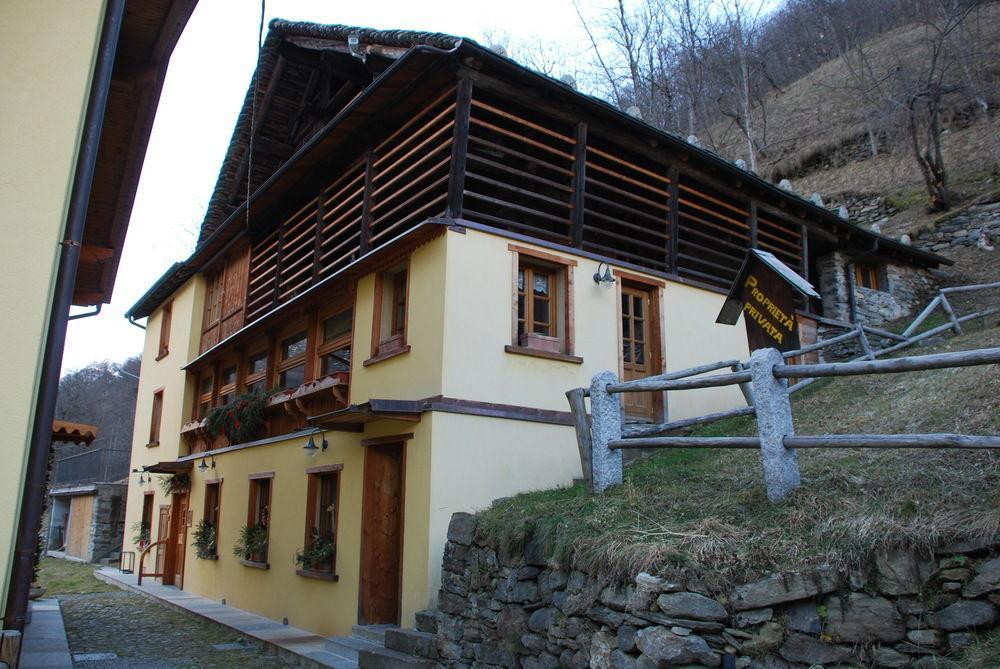 Casa Walser Hotell Riva Valdobbia Exteriör bild