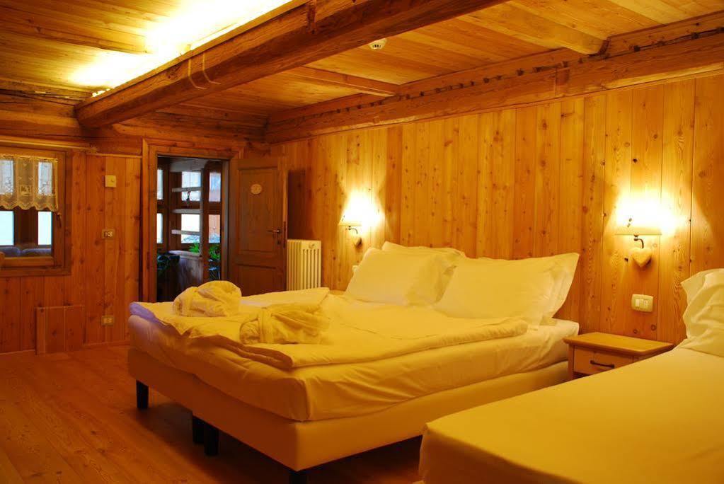Casa Walser Hotell Riva Valdobbia Exteriör bild