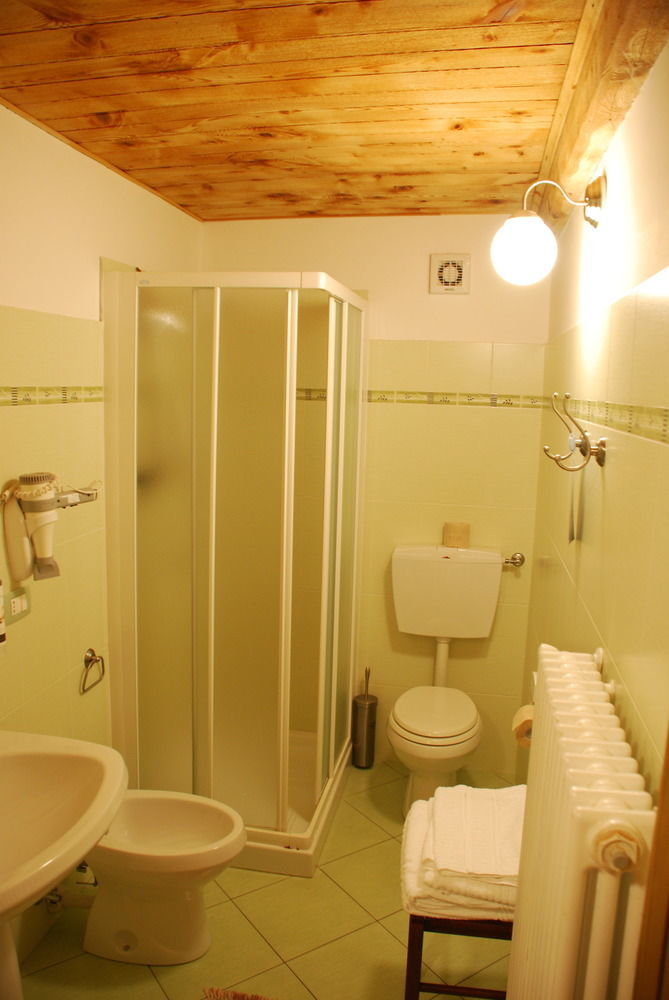 Casa Walser Hotell Riva Valdobbia Exteriör bild
